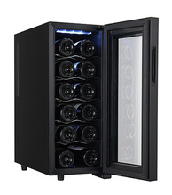 Joogi- ja veinikapp Adler Beverage Pantry AD 8083, 12 pudelit, must