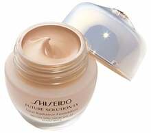 Jumestuskreem Shiseido Future Solution LX Total Radiance Foundation, R4 Rose, 30 ml