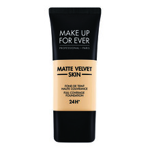 Vedel jumestuskreem Make Up For Ever Matte Velvet Skin, R330, 30 ml