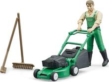 Mängufiguur Bruder Gardener with lawn mower, 62103
