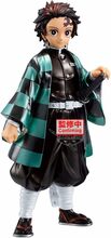 Figur Banpresto Demon Slayer Kimetsu no Yaiba Tanjiro Kamado Grandista, 24 cm