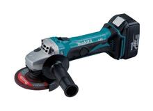 Makita DGA452RTJ