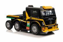 Ühekohaline elektriauto haagisega Lean Cars Mercedes-Benz Axor XMX622, kollane
