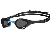 Ujumisprillid Arena Cobra Ultra Swipe, must
