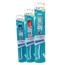 Hambaharja Aquafresh Advance lastele 9-12 aastat, segavärvid