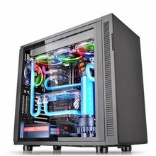 Arvutikorpus Thermaltake Suppressor F31, must, karastatud klaas