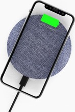 Juhtmevaba laadija Devia UFO, 15 W, sinine/valge