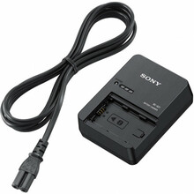 Akulaadija Sony BC-QZ1