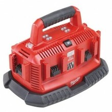 Akulaadija Milwaukee M1418 C6, 18 V, 6 pesaga
