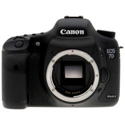 CANON EOS 7D Mark II