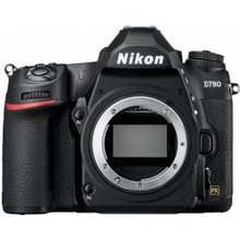 Nikon D780