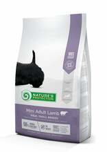 Kuivtoit väikest tõugu täiskasvanud koertele Nature's Protection Mini Adult lambalihaga, 2 kg
