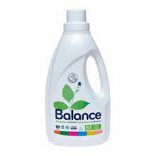 Vedelseep värvilisele pesule Balance, 1,5 L