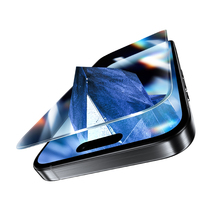Kaitseklaas Benks Glass Warrior Sapphire Coating, Apple iPhone 16 Pro, must (Thin Edge)
