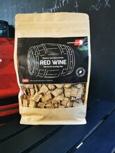 Punase veini tünnilaastud suitsutamiseks KamadoClub, 900 g