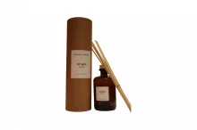 Lõhnaküünlad The Olphactory Utopia Leather, 500 ml