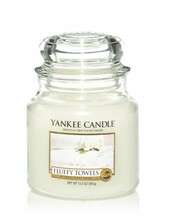 Lõhnaküünal Yankee Candle Fluffy Towels, 65 h, 411 g