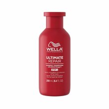 Taastav šampoon kahjustatud juustele Wella Professionals Ultimate Repair, 250ml