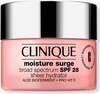 Niisutav näokreem naistele Clinique Moisture Surge SPF 25 Sheer Hydrator, 30 ml