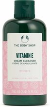 Kreemjas näopuhastusvahend The Body Shop Vitamin E, 250 ml