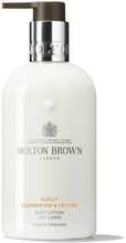 Kehapiim Molton Brown Sunlit Clementine & Vetiver, 300 ml