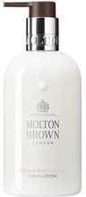 Kätepiim Molton Brown Delicious Rhubarb & Rose, 300 ml