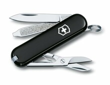 Taskunuga Victorinox Classic SD Colors Dark Illusion 0.6223.3G, must