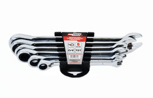 Käristiga kombineeritud mutrivõtmete komplekt AW-TOOLS AW39995, 8-19 mm, 6 tk