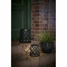 LED-latern Star Trading Calabria, 28 cm, must