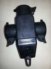 Pistikupesa N&L 10195, 16 A, 250 V, 3 pistikupesa