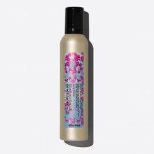 Niisutav juuksevaht lokkis juustele Davines Curl Moisturizing Mousse, 250 ml