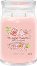 Aroomiküünal Yankee Candle Fresh Cut Roses, 65 h, 567 g