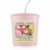 Aroomivotiivküünal Yankee Candle Fresh Cut Roses, 49 g