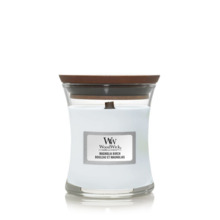 Aroomiküünal WoodWick Magnolia Birch, 20 - 30 h, 85 g