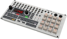 Trummimasin Behringer RS-9, eurorack korpuses