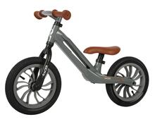 Jooksuratas Qplay Racer, hall