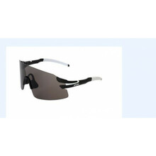 Prillid APURA Trilhas C1, must/valge