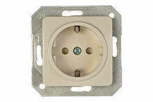 Pistikupesa Vilma RP16-002-02 SL250, liivakarva