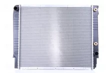 Radiaator, mootorijahutus Nissens 65530A
