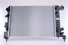 Radiaator, mootorijahutus Nissens 61678