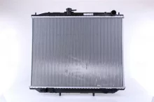 Radiaator, mootorijahutus Nissens 68706A