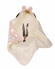 Tekike kapuutsiga DuetBaby 599, 80 x 80 cm, ecru